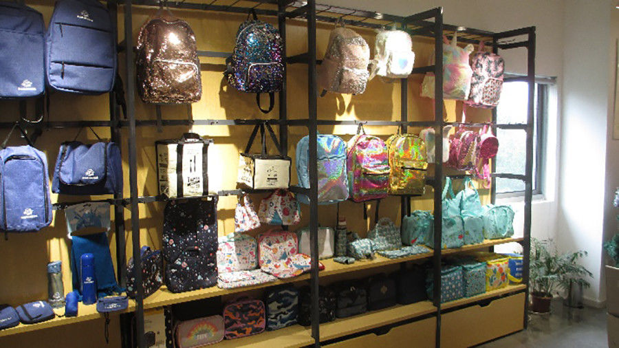 Dongguan Fangxin Gift Manufacturing Co., Ltd. línea de producción de fábrica